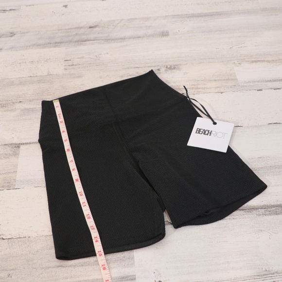 Beach Riot Core Collection Ribbed Bike Short Black Small NEW - Picture 4 of 7